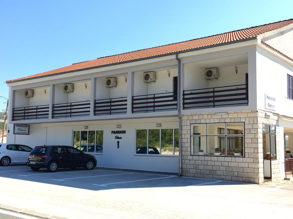 Rooms & Pansion Odmor Rovanjska Esterno foto